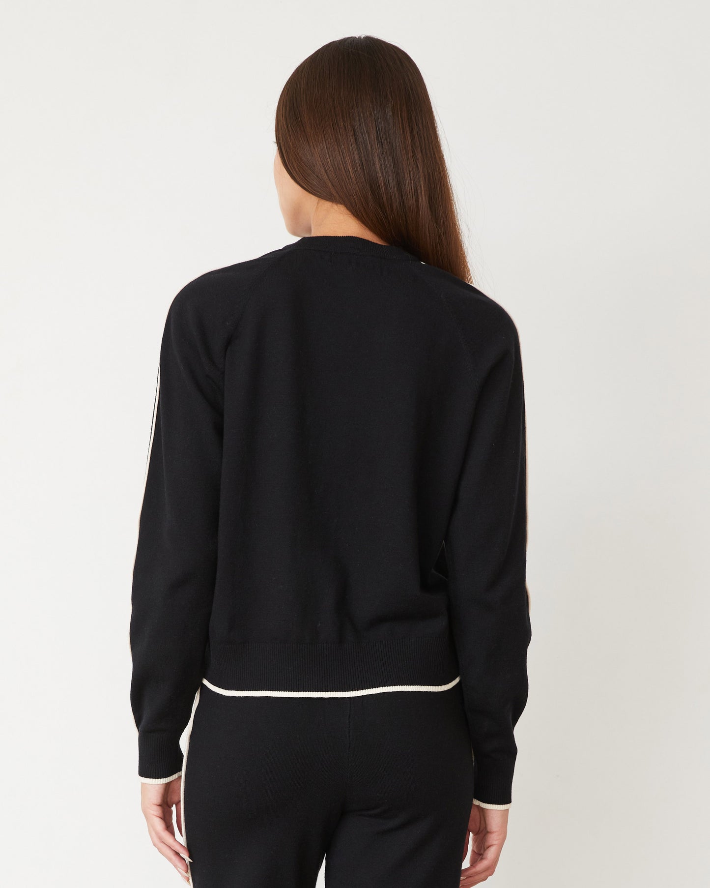 Lightknit Sweater With Contrast Piping