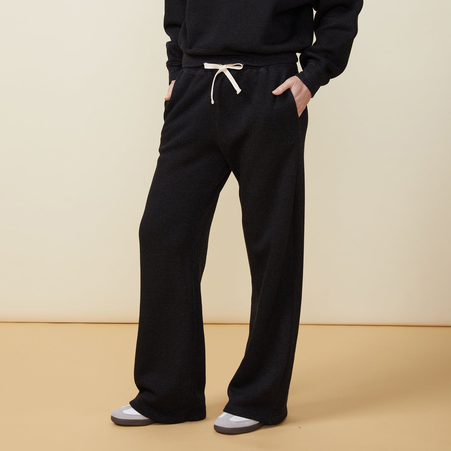 Teddy Fleece Straight Leg Sweat