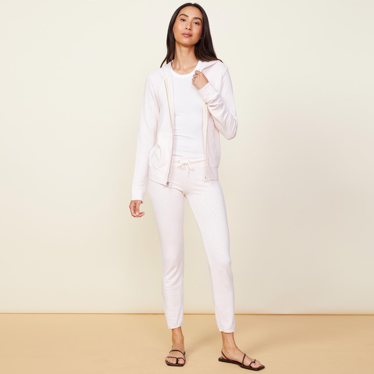 Front view of model wearing the supersoft vintage sweats in peony.
