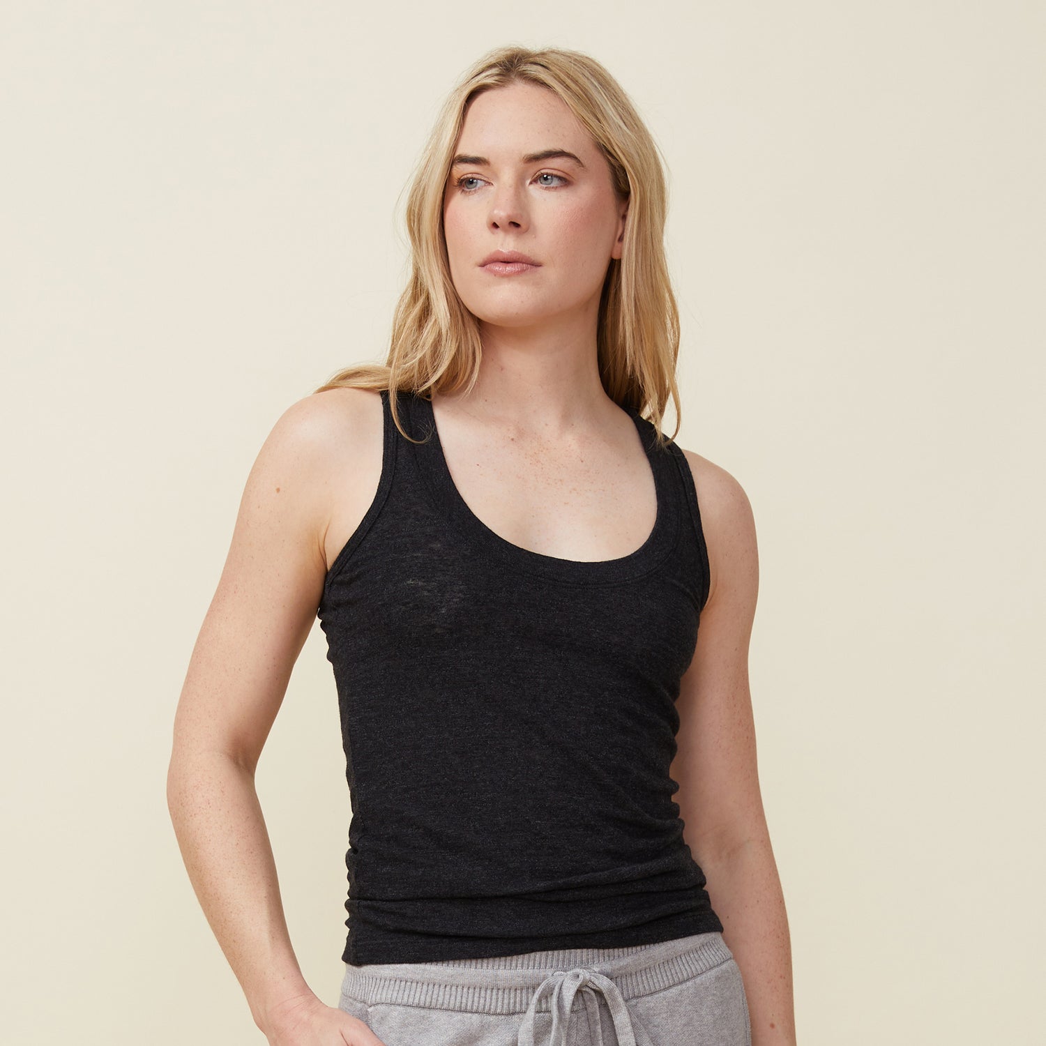 color group - TEXTURED TRI-BLEND NARROW TANK - HT2176MHJ