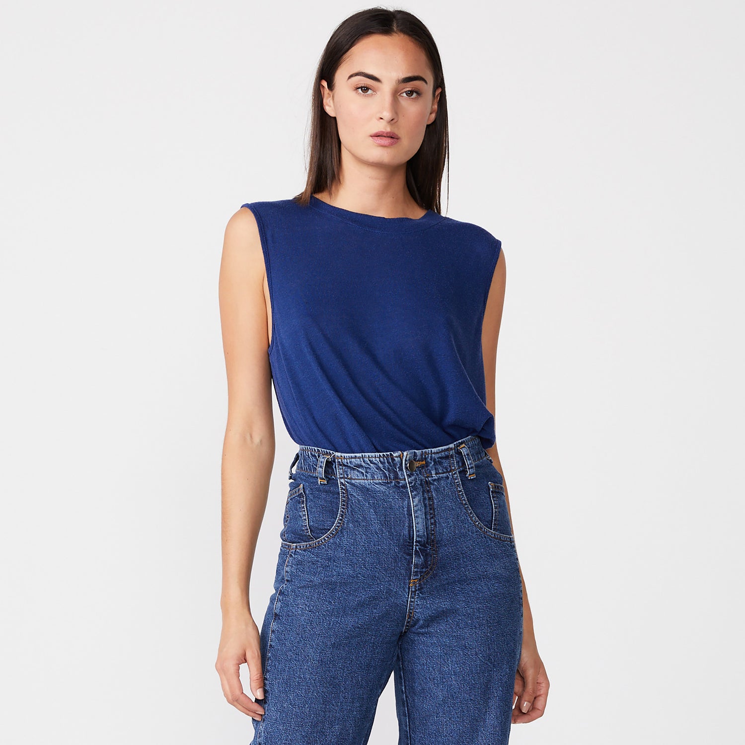 color group - HIGH NECK MUSCLE TANK - HT0859