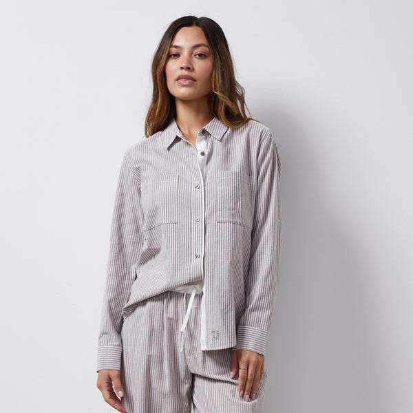 ★MUSINSA STANDARD★ Relaxed soft poplin shirt navy MMESH105 MUSINSA | MUSINSA STANDARD Relaxed Soft Poplin Shirt [Navy]
