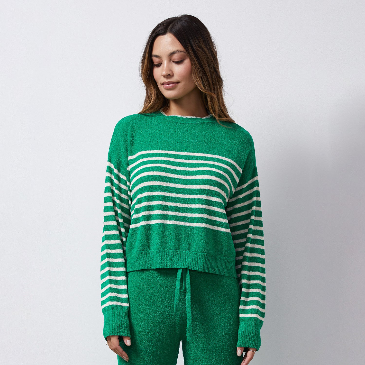 Sale - Sweaters & Sweatshirts