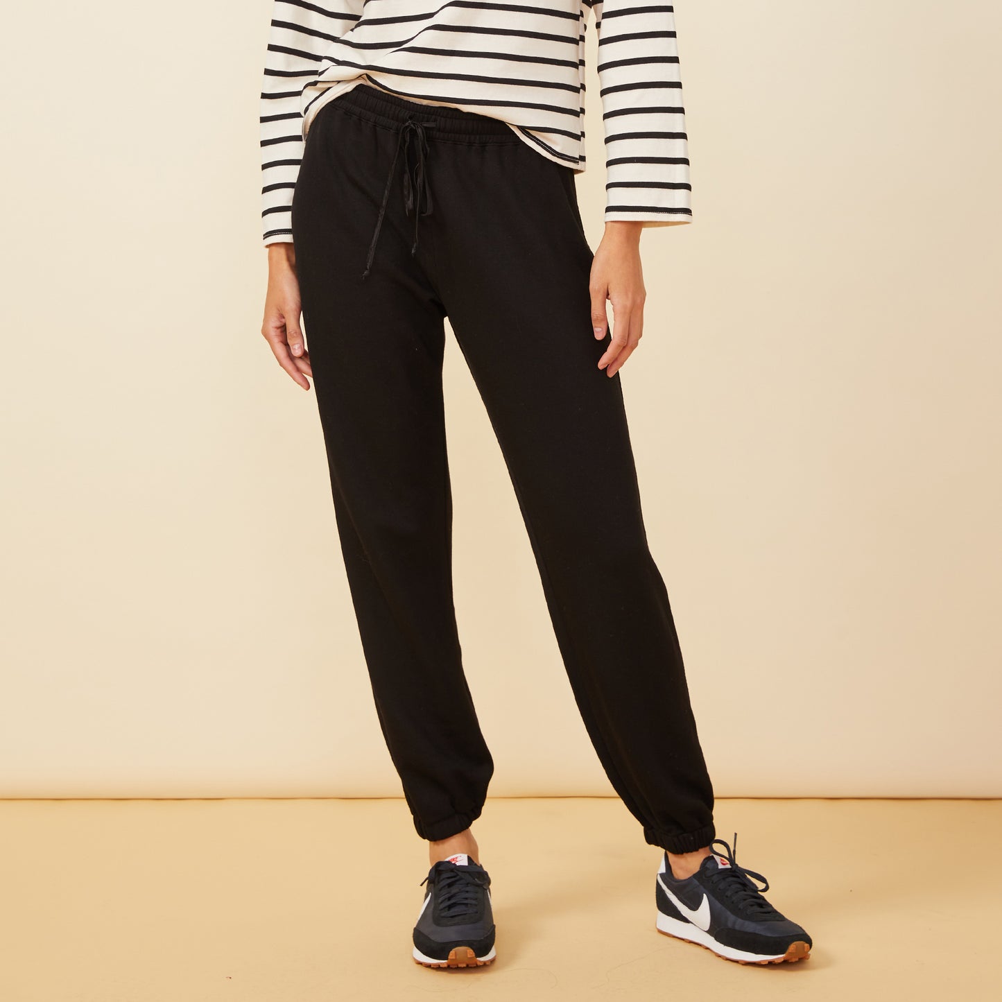Supersoft Fleece Elastic Vintage Sweat with Silky Piping