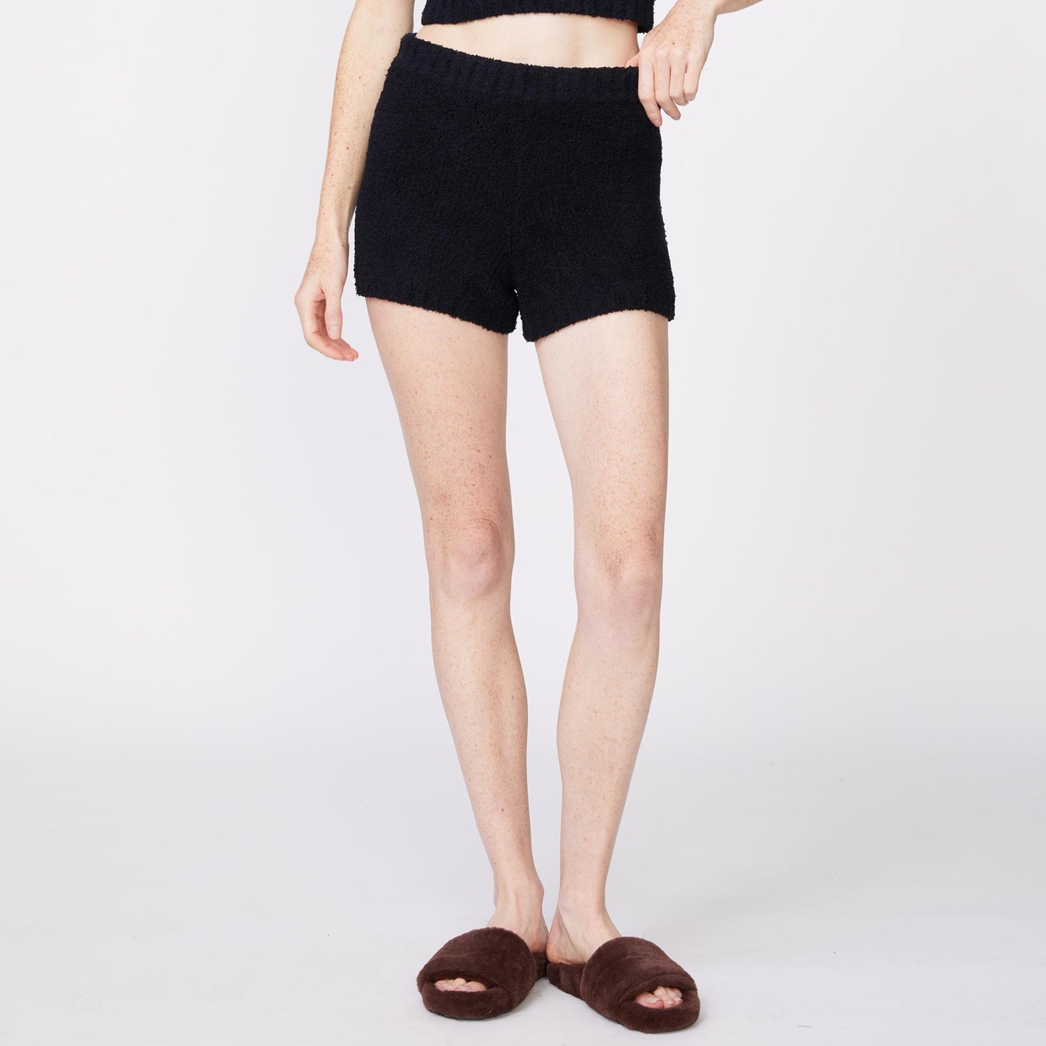 color group - PLUSH SWEATER SHORTS - HB0620