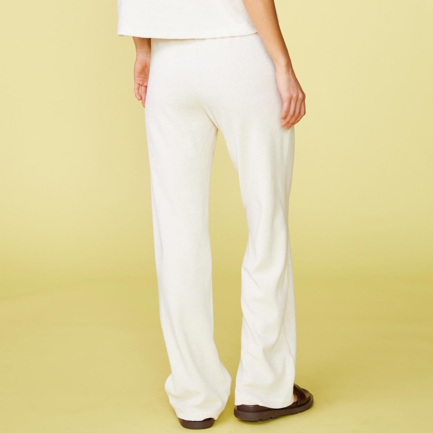 Back View of model wearing the Terry Cloth Patch Pocket Pant in Pearl