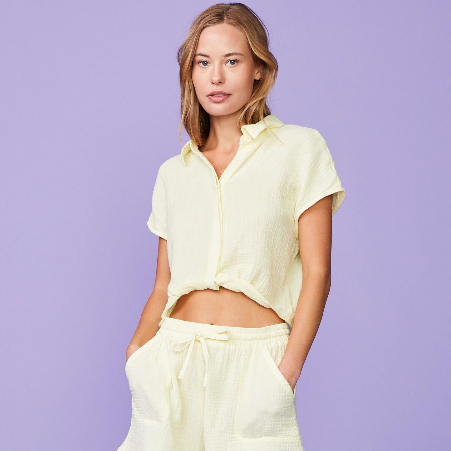 Front View of model wearing the Gauze Short Sleeve Shirt in Lemon